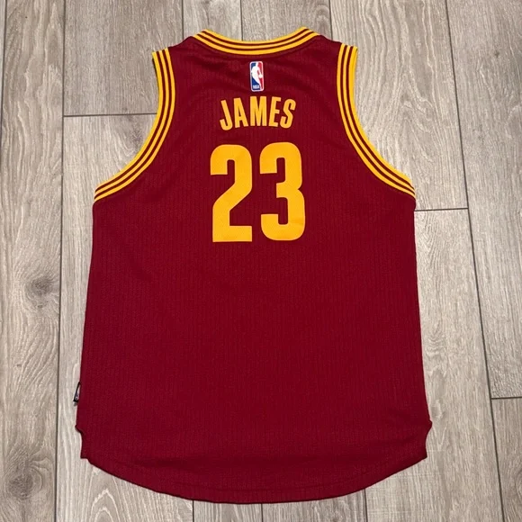 Adidas LeBron James Cleveland 23 Youth Basketball Jersey - Picture 4 of 5